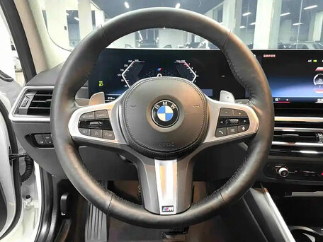 2023 BMW 3 серии Long 320Li VII (G2x) Рестайлинг, белый, 3374000 рублей, вид 3