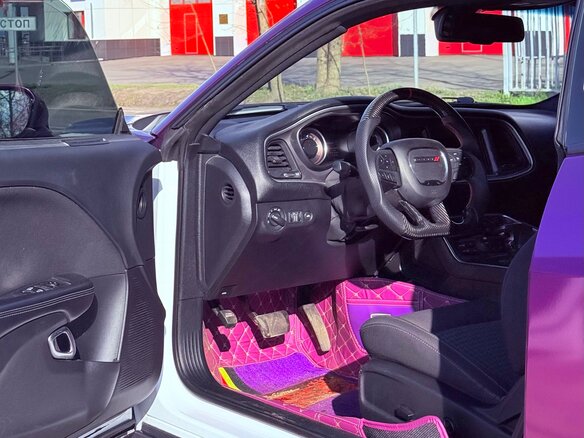 2019 Dodge Challenger III Рестайлинг 2, фиолетовый - вид 13
