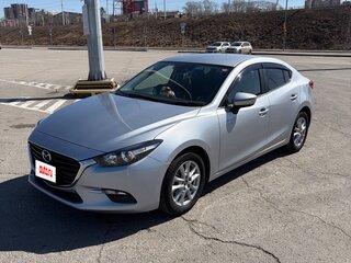 2017 Mazda Axela III Рестайлинг, серебристый, 1499999 рублей, вид 3