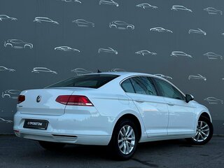 2018 Volkswagen Passat B8, белый, 2145600 рублей, вид 2