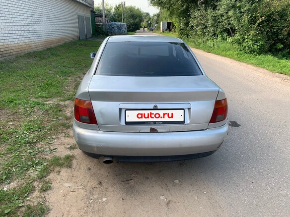 1997 Audi A4 I (B5), серый - вид 3