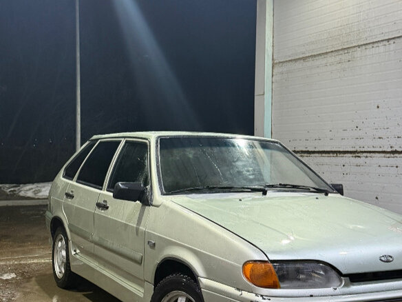 2006 Lada (ВАЗ) 2114, серебристый, 165000 рублей