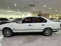 1995 BMW 5 серии 520i III (E34), белый, 2300000 рублей - вид 2