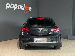 2013 Opel Astra J Рестайлинг, чёрный, 749000 рублей, вид 4