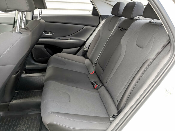 2022 Hyundai Elantra VII (CN7), белый, 1835000 рублей - вид 10