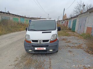 2002 Renault Trafic II, белый, 650000 рублей, вид 1