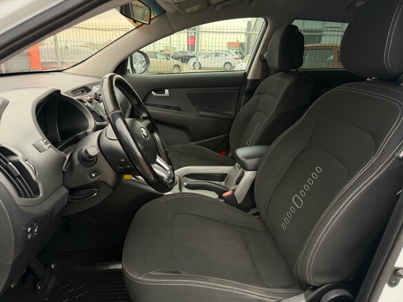 2015 Kia Sportage III Рестайлинг, белый, 1350000 рублей - вид 14