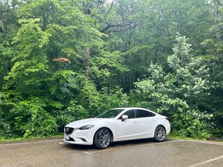 2017 Mazda 6 III (GJ) Рестайлинг, белый, 1820000 рублей, вид 4