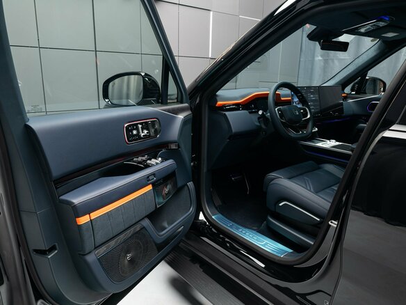 2026 Zeekr 9X 70 kWh, чёрный, 13990000 рублей - вид 10