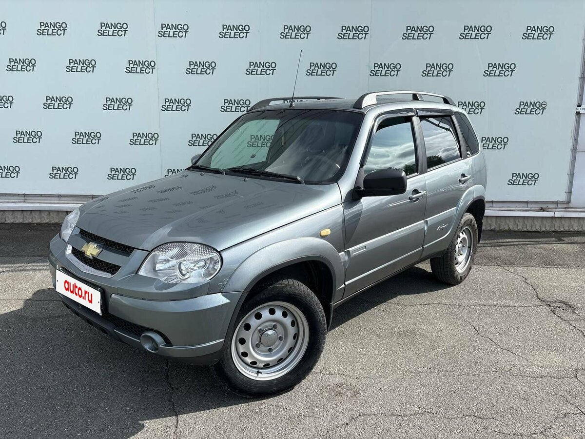 Открыть фотографии: Chevrolet Niva I Рестайлинг