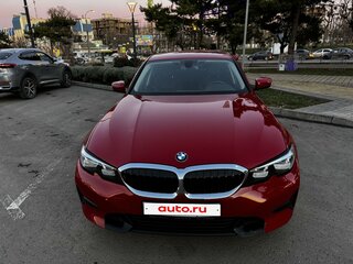2019 BMW 3 серии 318d VII (G2x), красный, 3075000 рублей, вид 4