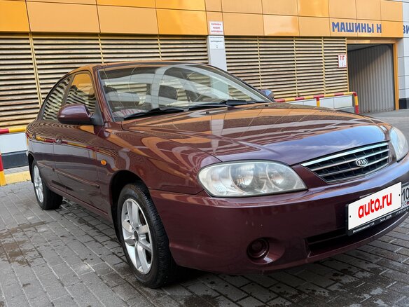 2006 Kia Spectra I Рестайлинг 2, красный - вид 1
