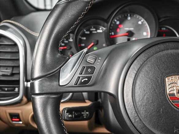 2014 Porsche Cayenne S Diesel II (958), чёрный, 3715000 рублей - вид 16