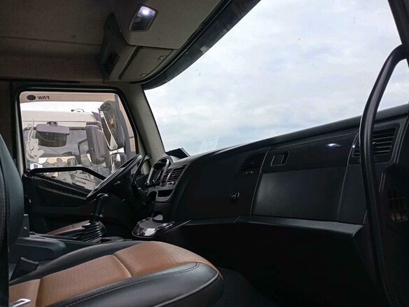 2022 FAW J6 CA3250, белый, 3321000 рублей - вид 4