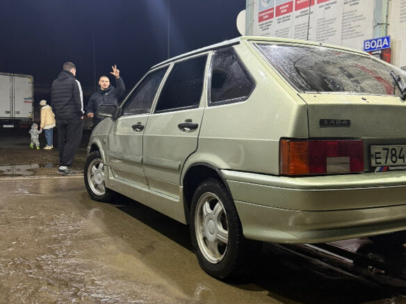 2006 Lada (ВАЗ) 2114, серебристый, 165000 рублей - вид 2
