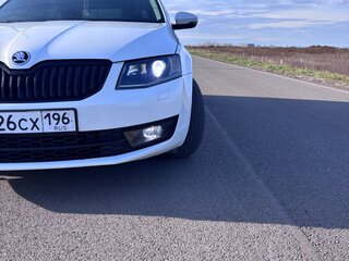 2015 Skoda Octavia III (A7), белый, 1400000 рублей, вид 1
