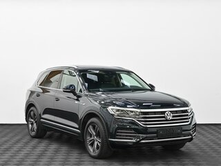 2019 Volkswagen Touareg III, синий, 4945000 рублей, вид 1