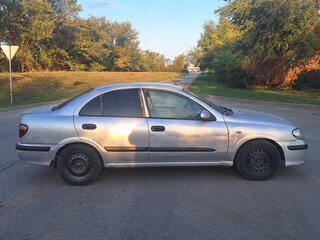 2002 Nissan Almera II (N16) Рестайлинг, серебристый, 150000 рублей, вид 4