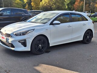 2018 Kia Ceed III, белый, 1580000 рублей, вид 2