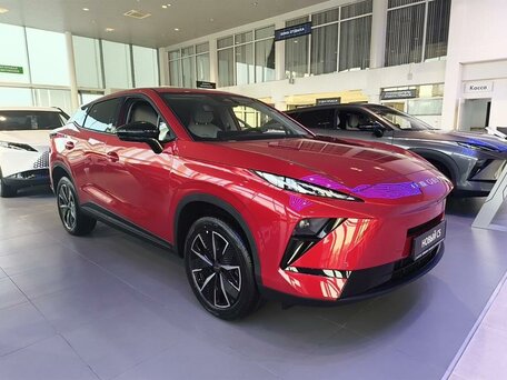 2026 Omoda C5 II, красный, 2929000 рублей, вид 4
