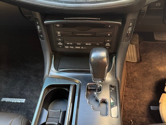 2009 Toyota Crown XIII (S200), белый, 1880000 рублей - вид 14