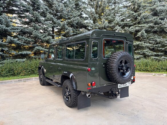 2013 Land Rover Defender 110 I Рестайлинг, зелёный, 7000000 рублей - вид 7