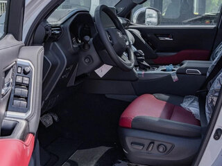 2026 Toyota Land Cruiser 300 Series, белый, 14800000 рублей, вид 5