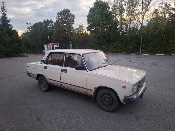 1996 Lada (ВАЗ) 2107, бежевый - вид 9