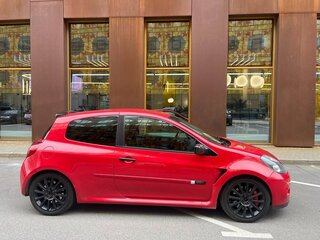 2008 Renault Clio RS III, красный, 1050000 рублей, вид 3