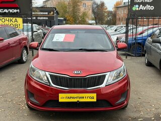 2013 Kia Rio III, красный, 679000 рублей, вид 3