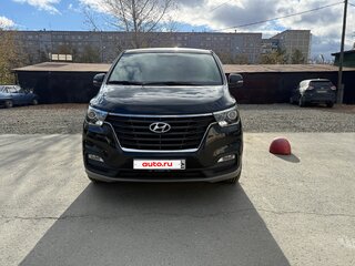 2018 Hyundai Grand Starex I Рестайлинг 2, серый, 3990000 рублей, вид 2
