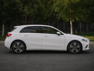 2020 Mercedes-Benz A-Класс 220 IV (W177), белый, 2780000 рублей, вид 2