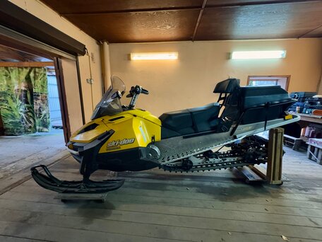2010 BRP Ski-Doo Tundra 550, жёлтый, 849000 рублей, вид 4