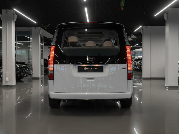 2025 Hyundai Staria I, белый - вид 5