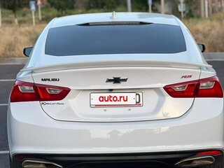 2020 Chevrolet Malibu IX Рестайлинг, белый, 1470000 рублей, вид 3
