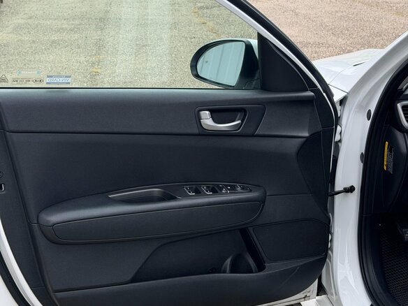 2016 Kia Optima IV, белый, 1630000 рублей - вид 14