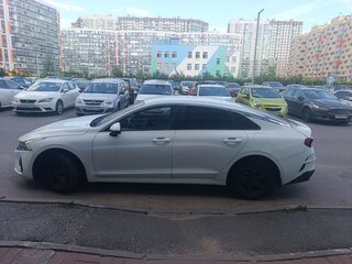 2021 Kia K5 III, белый, 1300000 рублей, вид 2