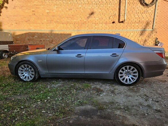 2004 BMW 5 серии 520i V (E60/E61), серый, 720000 рублей - вид 7