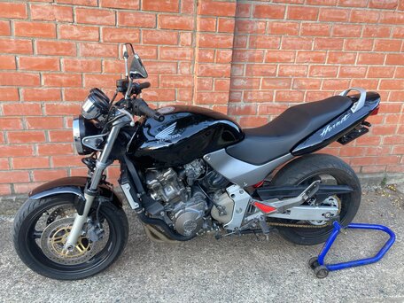 2001 Honda CB 600F Hornet, чёрный, 400000 рублей, вид 2