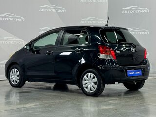 2010 Toyota Vitz II (XP90), чёрный, 750000 рублей, вид 3