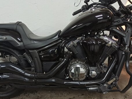 2011 Yamaha XVS1300, чёрный, 930000 рублей, вид 3