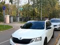 2017 Skoda Octavia III (A7) Рестайлинг, белый, 1650000 рублей - вид 1