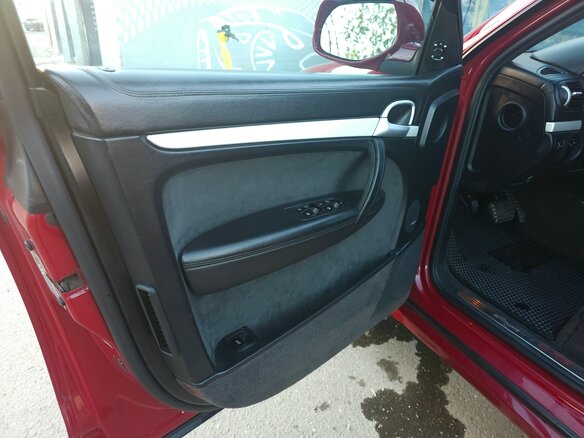2008 Porsche Cayenne S I Рестайлинг (957), пурпурный, 1460000 рублей - вид 25