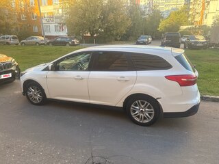 2017 Ford Focus III Рестайлинг, белый, 650000 рублей, вид 4