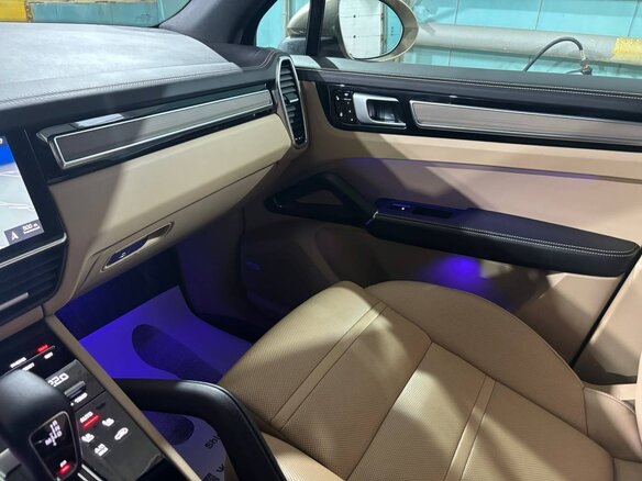 2018 Porsche Cayenne III, коричневый, 8800000 рублей - вид 6