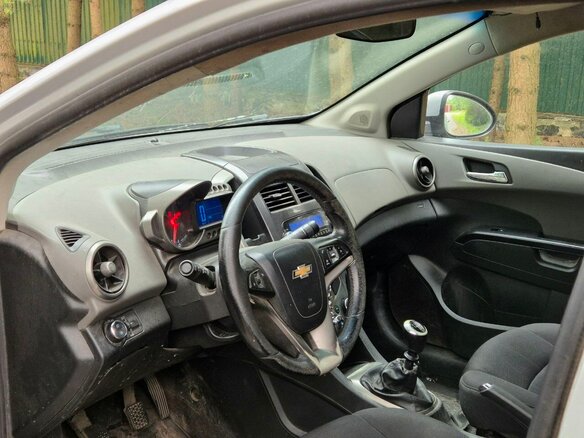 2012 Chevrolet Aveo II, серебристый, 255000 рублей - вид 6