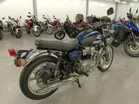 2021 Kawasaki W 800, синий, 880000 рублей, вид 3
