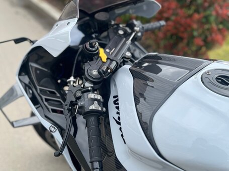 2021 Kawasaki ZX-10R Ninja, серый, 1600000 рублей, вид 4