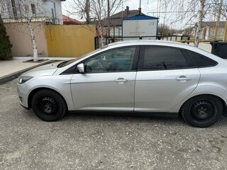 2015 Ford Focus III Рестайлинг, серый, 870000 рублей, вид 4