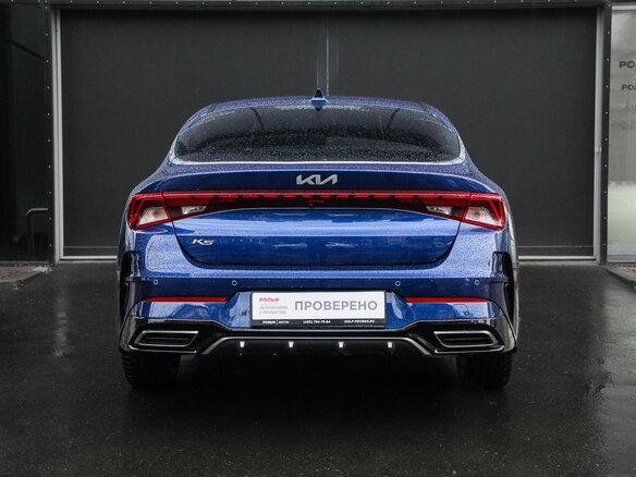 2022 Kia K5 III, синий, 2750000 рублей - вид 4